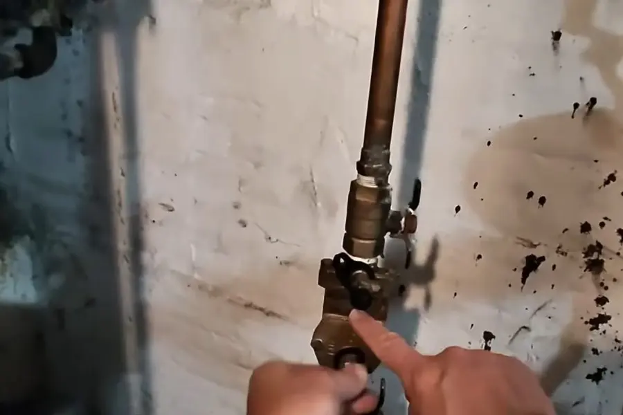 Backflow preventer assembly with shutoff valves illustrating Gas Line Safety for Lebanon Homeowners (Gas Line Safety for Lebanon Homeowners detail)